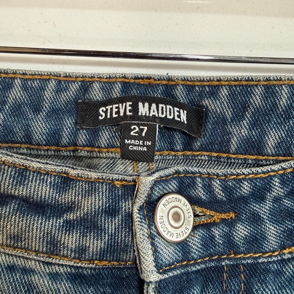 Steve Madden Women’s Noeli Wide Leg Cuffed Jeans - Picture 5 of 5
